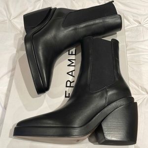 Frame black boots